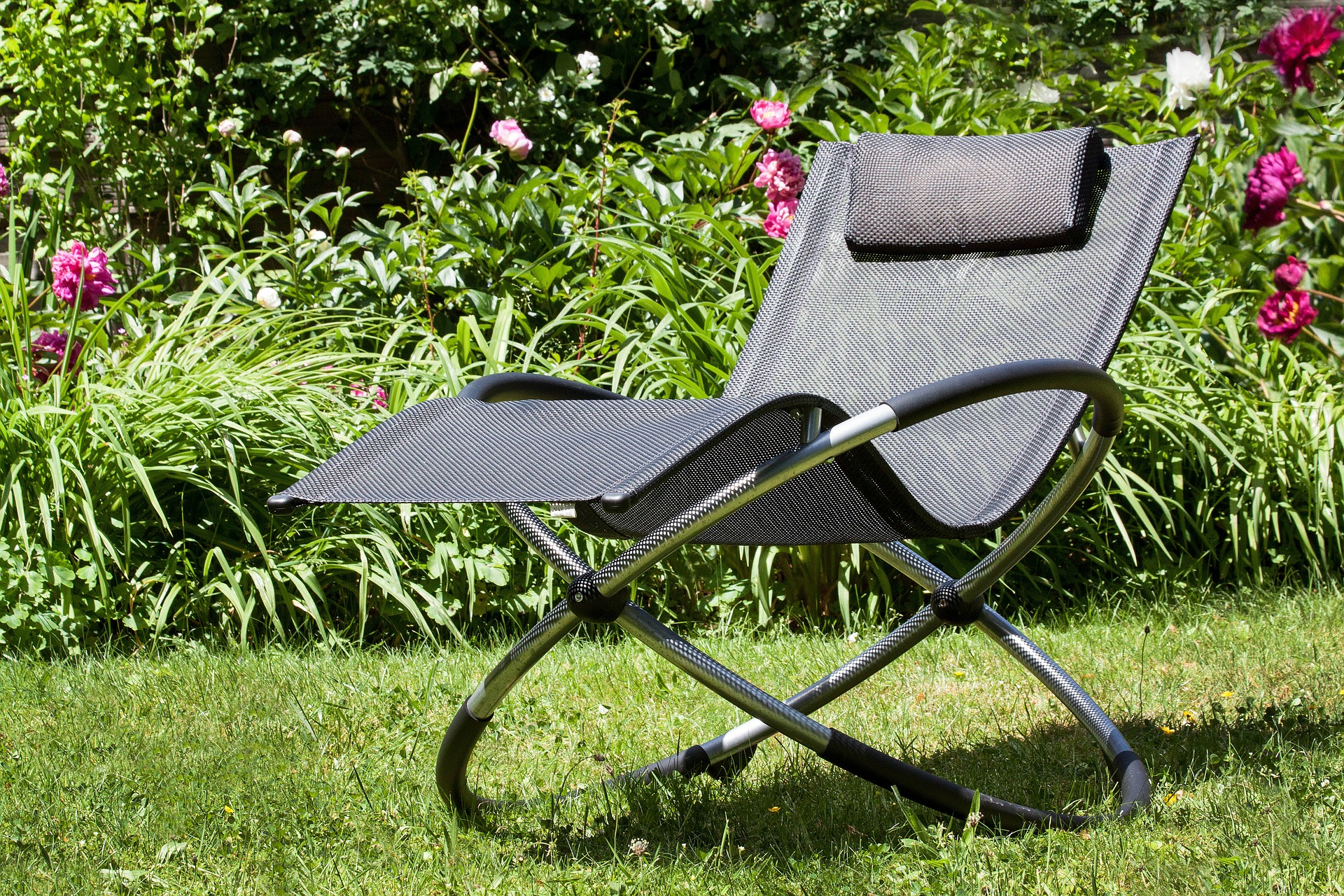 L’été est là, profitez du soleil sur votre hamac chaise  KDPresse