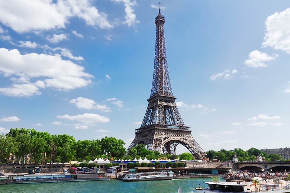 Où trouver de belles salles et péniches pour vos réceptions à Paris ?