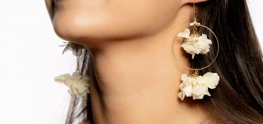 pourquoi-opter-elegance-intemporelle-bijoux-fleurs-stabilisees